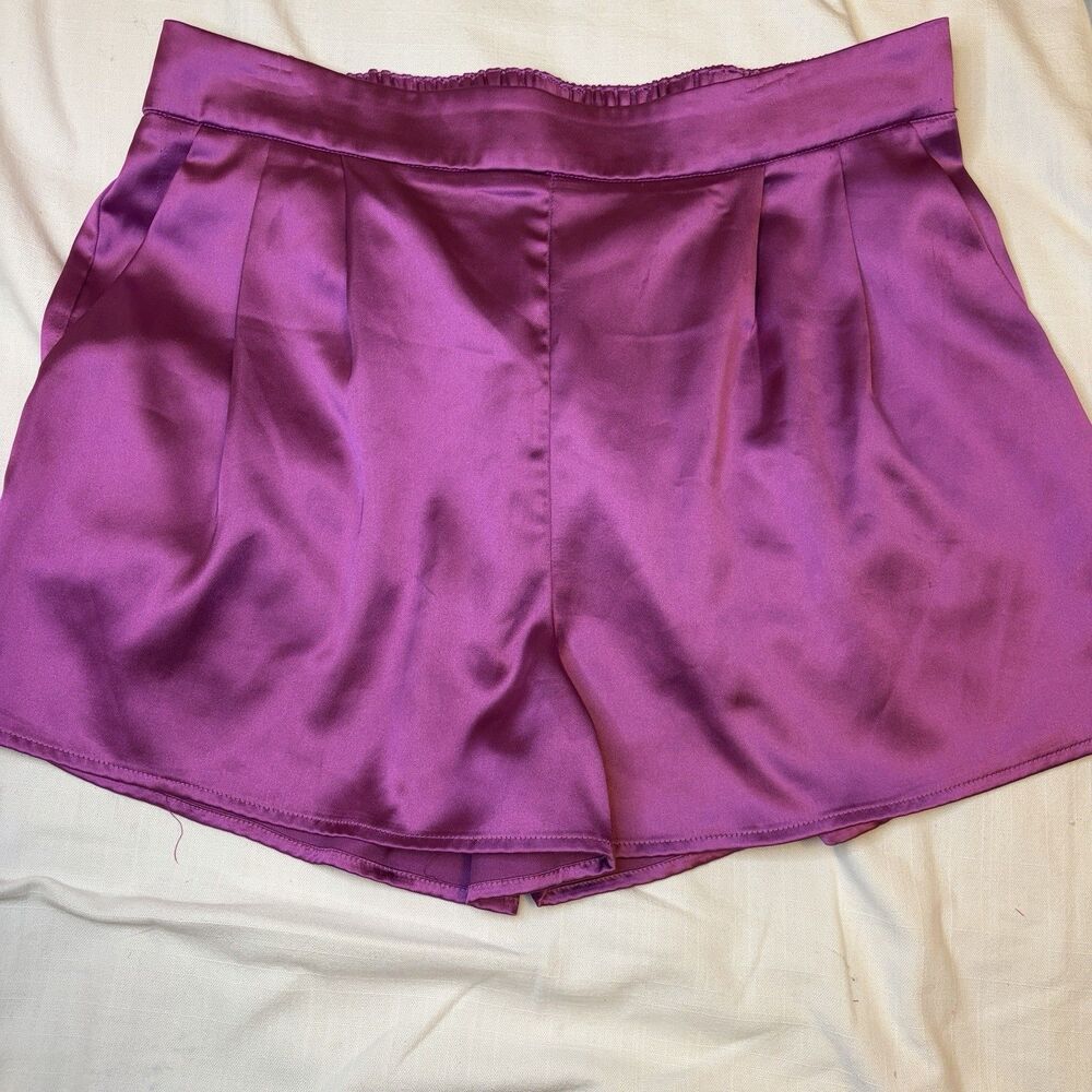 Pink /Fuchsia Shiny Silky High Waist Pleated Front Pull-On Shorts Pockets Large